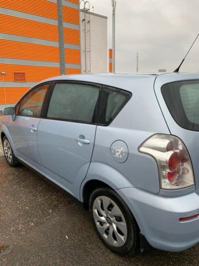  Corolla Verso