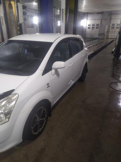  Corolla Verso