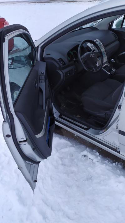  Corolla Verso