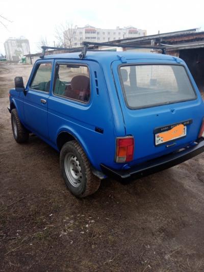 Купить ВАЗ 2121 Нива (нива) 2002 года б/у бензин 1.6 внедорожник цена 2 ...