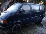 ������������� Volkswagen Caravelle