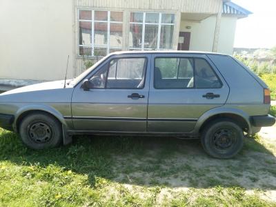 Volkswagen Golf 2
