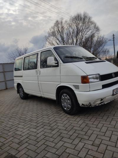  Transporter T4