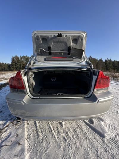 S60
