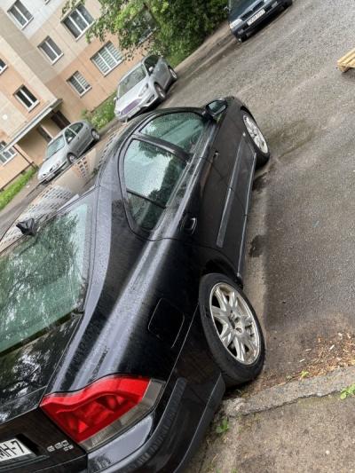 S60