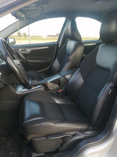  S60