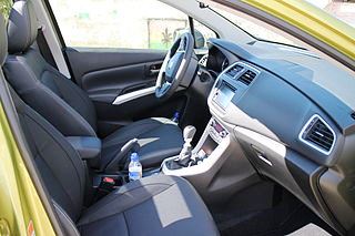 Suzuki SX4 S-Cross (Сузуки Нью СХ4) 2013 года