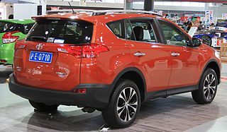 Toyota RAV4 (Тойота Рав 4) 2014 года