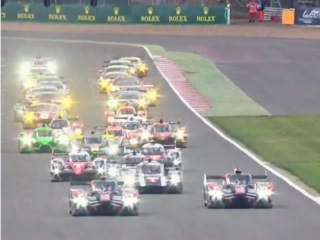 Старт гонки WEC 2016 года на Сильверстоуне