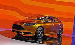 Обновленный Ford Focus на выставке в Париже