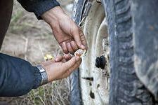 Подручные средства ремонта автомобиля б/у в дороге